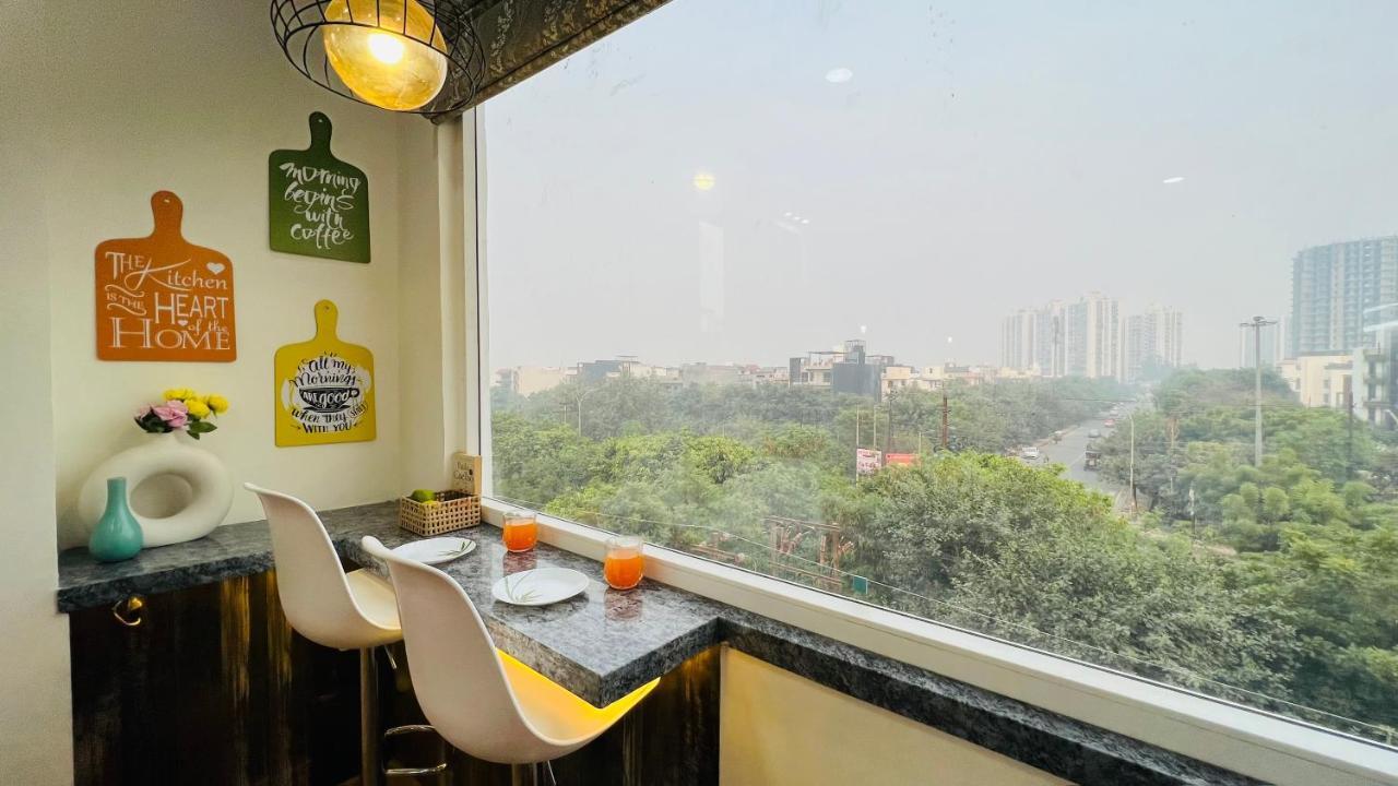 Olive Service Apartments - City Centre Noida Exterior photo