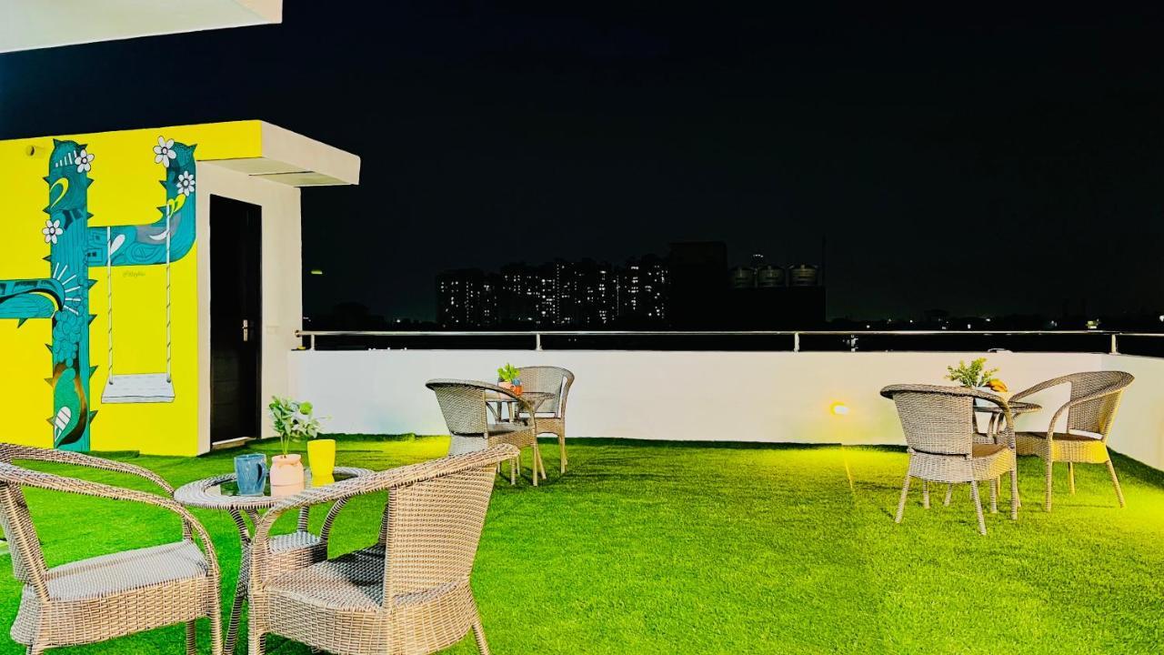 Olive Service Apartments - City Centre Noida Exterior photo
