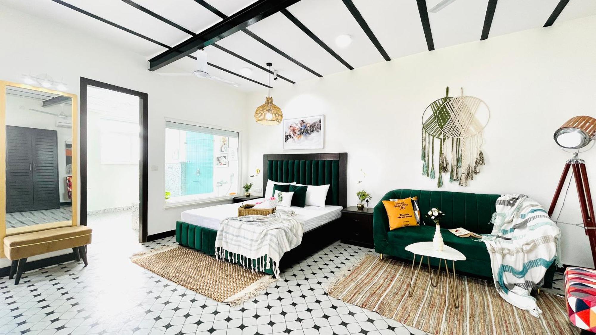 Olive Service Apartments - City Centre Noida Room photo